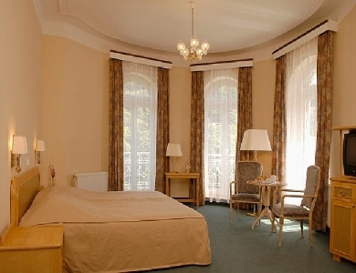 Bohemia 4*